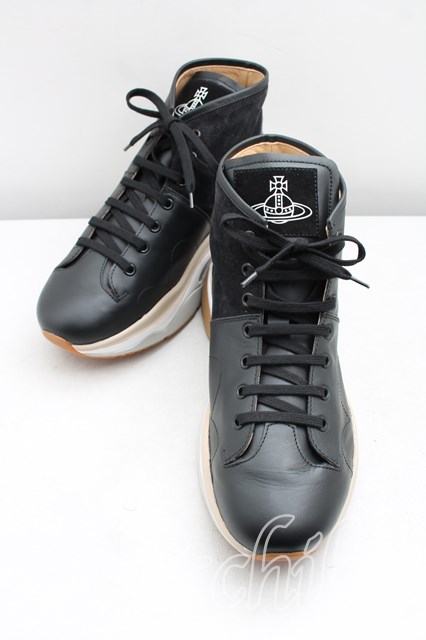 税込3980円以上購入で【送料無料】【USED】Vivienne Westwood MAN / CHIBO RUNNER ヴィヴィアンウエストウッド ビビアン41（25.5cm相当） 黒 【中古】 H-26-02-15-112-sh-OD-ZH