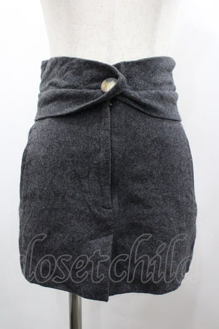 税込3980円以上購入で【送料無料】【USED】Vivienne Westwood / フロントボタンミニスカートヴィヴィアンウエストウッド ビビアン40 グレー 【中古】 I-26-02-25-029-sk-HD-ZI|closetchild