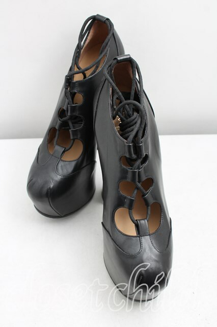 税込3980円以上買いもとめるで【貨物輸送無料】【USED】Vivienne Westwood / エレベーテッドギリーヴィヴィアンウエストウッド ビビアン38（24珊好いかげんに） 黒 【中古】 H-26-03-29-092-sh-OD-ZH