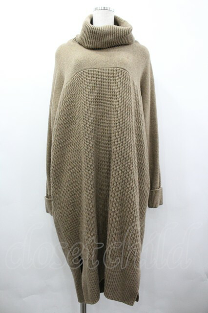 税込3980円以上買いもとめるで【貨物輸送無料】【USED】Vivienne Westwood / ハイネックニットオーブ刺しゅうワンピースヴィヴィアンウエストウッド ビビアン2 ベージュ 【中古】 I-26-03-29-051-op-固定ディスク-ZI