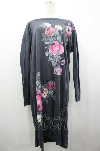 税込3980円以上買いもとめるで【貨物輸送無料】【USED】Vivienne Westwood / BEE花ガラワンピースヴィヴィアンウエストウッド ビビアン2 薄墨色 【中古】 I-26-03-29-070-op-固定ディスク-ZI