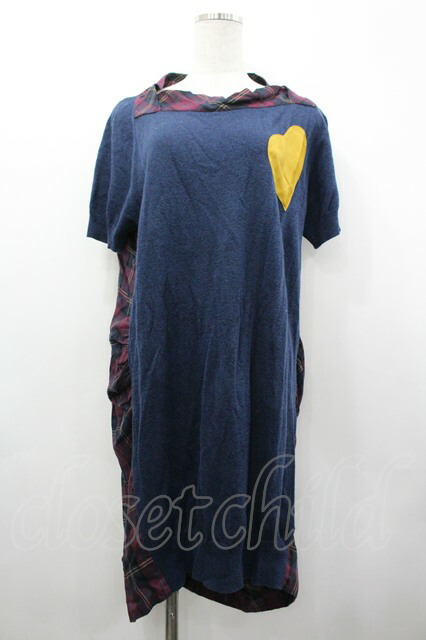 税込3980円以上購入で【送料無料】【USED】Vivienne Westwood / ハートワッペン半袖ニットワンピース ヴィヴィアンウエストウッド ビビアン2 ネイビー 【中古】 I-26-03-29-083-op-HD-ZI