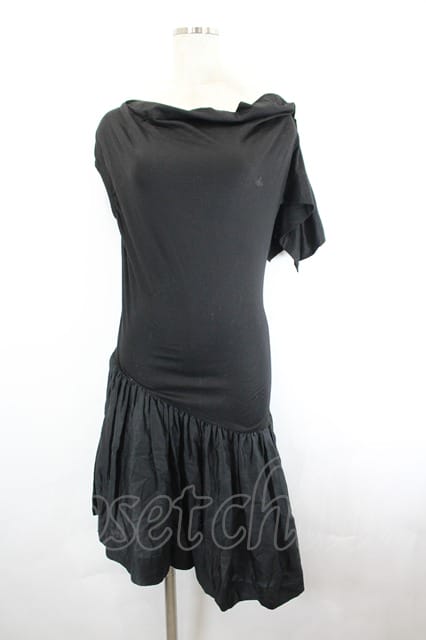 税込3980円以上買いもとめるで【貨物輸送無料】【USED】Vivienne Westwood / 裾うつり変わりエ半袖カットワンピースヴィヴィアンウエストウッド ビビアン2 黒 【中古】 I-26-05-20-040-op-固定ディスク-ZI