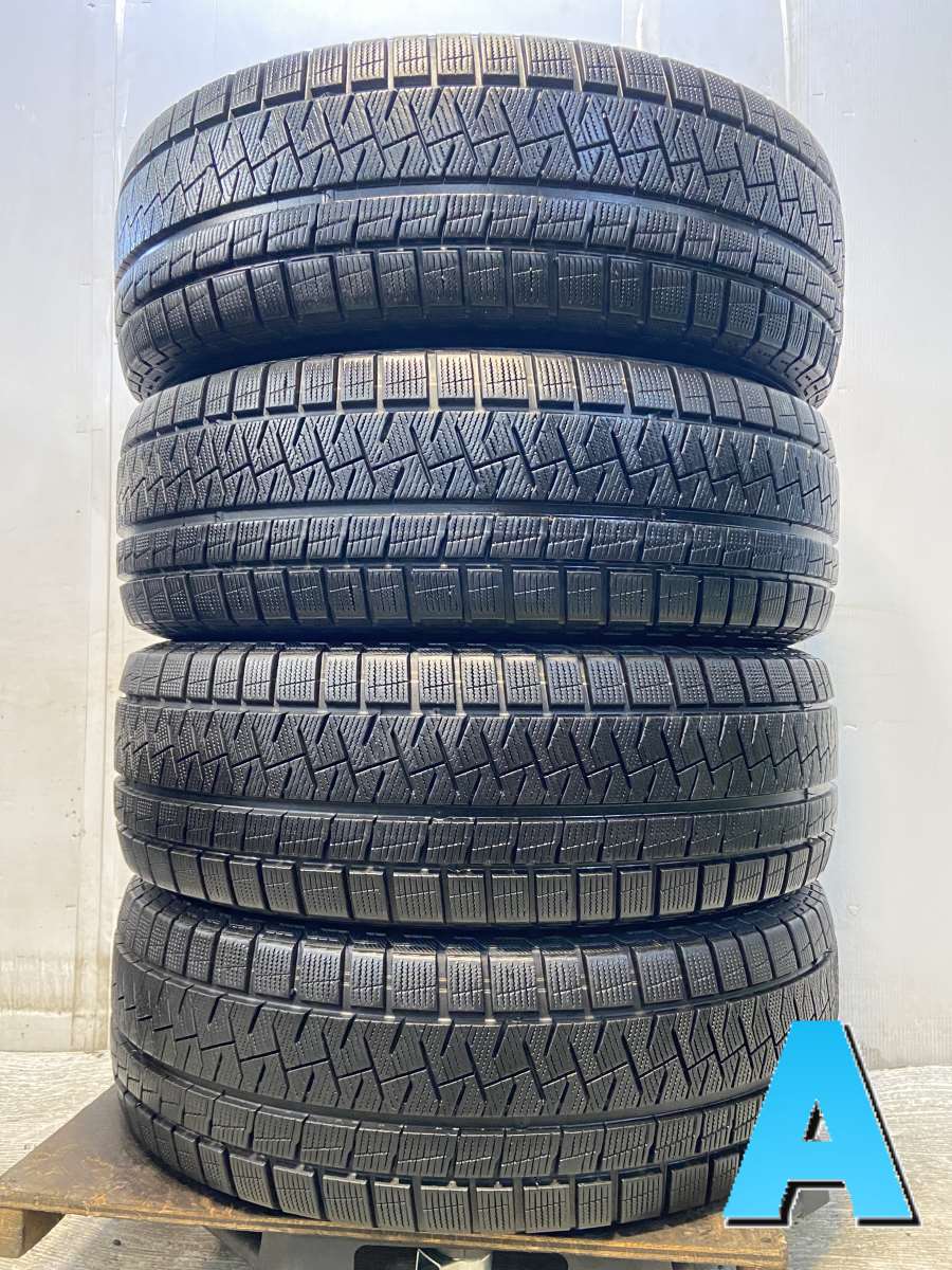 スタッドレスタイヤ（中古）　ピレリ　アイスアシンメトリコ　プラス　215/60R16 PIRELLI（ピレリ） 中古タイヤ スタッドレスタイヤ 4本セット 215