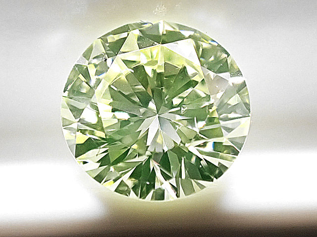 ０．５３７コンピュータ断層撮影法 ＦＡＮＣＹ ＹＥＬＬＯＷＩＳＨ ＧＲＥＥＮ ＶＳ１ 緑であること金剛石 ルース