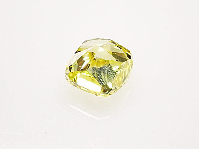 ０．３１４ct ＦＡＮＣＹ ＩＮＴＥＮＳＥ イエローダイヤモンド