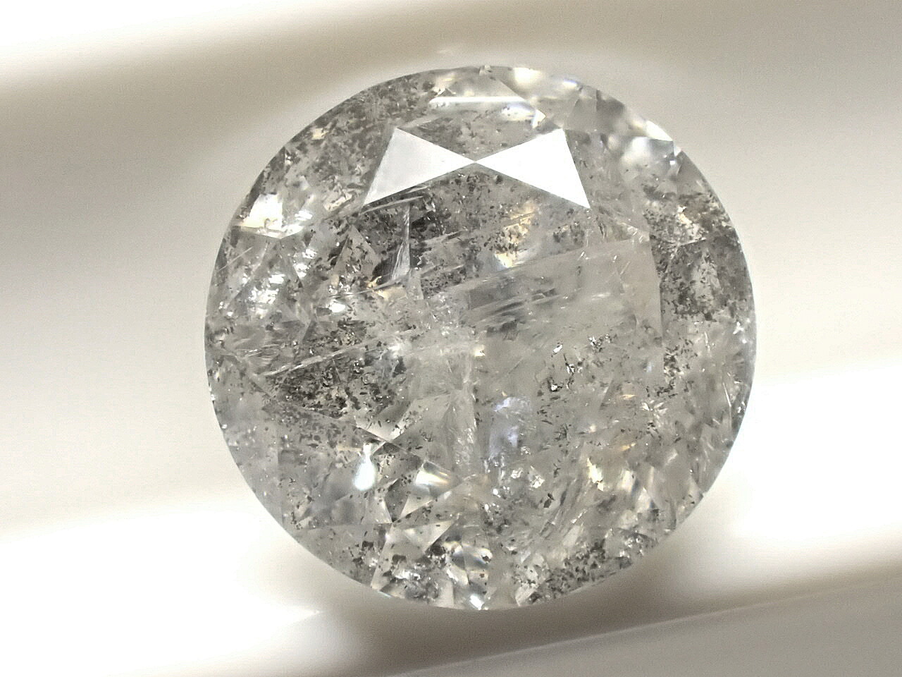 １．２２６ct　Ｈ　Ｉ２　ＦＡＩＲ　ダイヤモンド　ルース