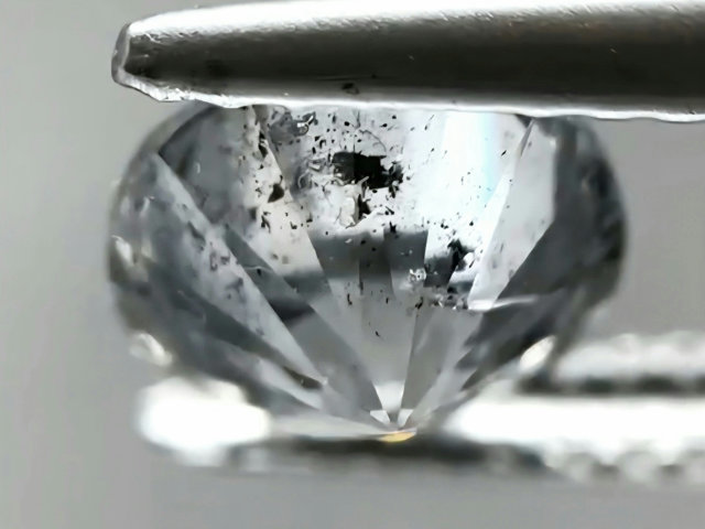 １．５２６ct　ＶＥＲＹ　ＬＩＧＨＴ　ＧＲＡＹ　Ｉ２　グレイダイヤモンド　ルース｜アインインターナショナル 102,245円