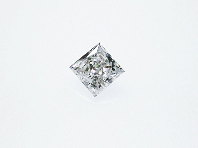 0.057ct FANCY LIGHT GRAYISH BLUE SI2 IIb型 ブルーダイヤモンド ルース|アインインターナショナル