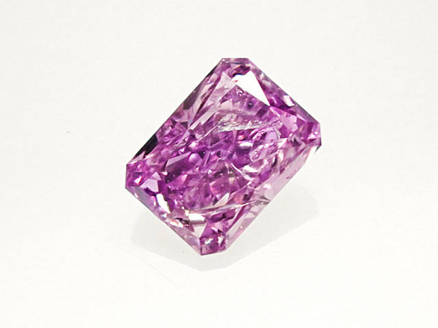 ０．１８４コンピュータ断層撮影法 ＦＡＮＣＹ ＶＩＶＩＤ ＰＵＲＰＬＥ ＰＩＮＫ Ｉ１ さくら色金剛石 ルース