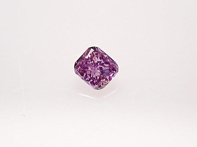 受注生産品】 ０．０７１ct ＦＡＮＣＹ ＶＩＶＩＤ ＰＩＮＫ