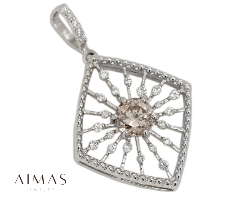 ブラウンダイヤモンド 0.65ct ダイヤモンド ペンダントトップ PT900 プラチナ ラウンドブリリアントカット ひし形 ダイヤ型 結晶 透かし装飾 ペントップ カラーダイヤモンド 4月誕生石 色石 金剛石【新品】【ジュエリー】【送料無料】RGE.MA