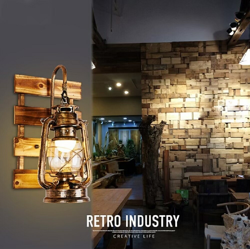 木に吊るしてあるランタン ランプ Lamp ランタン 高級 重量 間接照明 ステンドグラス テーブルランプ テーブルスタンド テーブルライト レトロ 照明 パーム グリーン 間接照明 おしゃれ モダン ヴィンテージ インテリア ギフト 壁掛け 北欧 Maisons Coudrelle Fr