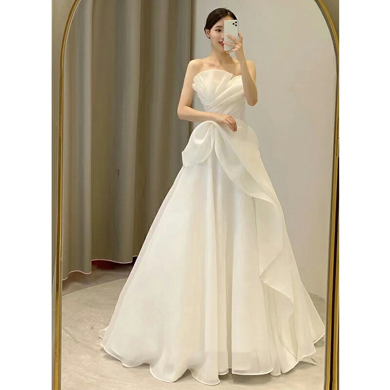 送料無料 ウェディングドレス 二次会ドレス サテン ドレス 白 ロングドレス ノースリーブ 二次会 結婚式ドレス Aライン ビスチェドレス ベアトップ 可愛い ホワイトドレス ウェディング ロング 無地 海外挙式 撮影 無地 XS S M L XL XXL XXXL｜えあとんショッピング
