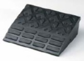 【法人宛専用】段差プレート ロードアップG 3010(2個入) 30×25×H9.5cm【配送先名に会社名や店舗名必須・個人名のみ不可 段差解消 駐車場段差解消 屋外用段差解消 屋外駐車場段差解消 リッチェル】