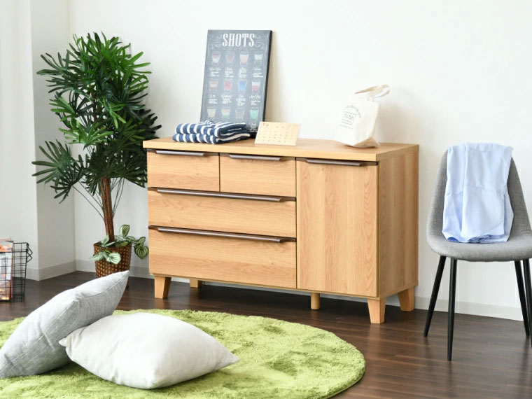 洋服タンス 完成品 幅120cm 3段 ローチェスト 日本製 脚付き 洋服 収納 大川家具 国産 チェスト タンス 衣類収納チェスト 引き出し 開き扉 ナチュラル 大容量収納 分類収納 北欧 カジュアル シンプル おしゃれ 家具 34,450円
