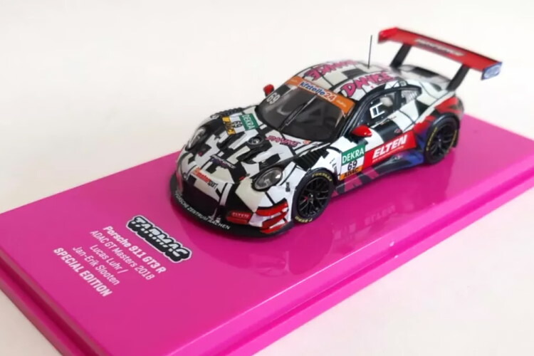 TARMAC WORKS 台湾限定　ポルシェRWB 930 shinkiro Tarmac works Taiwan 7-11 Limited Porsche 930 Shinkiro ~ 1/64
