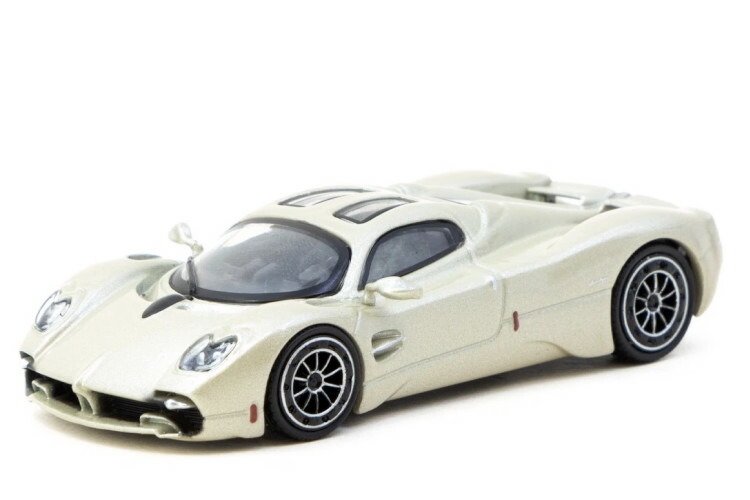 ターマックワークス 1/64 パガーニ ユートピア リナシメント ベージュ Tarmac Works 1:64 Pagani Utopia Rinascimento beige