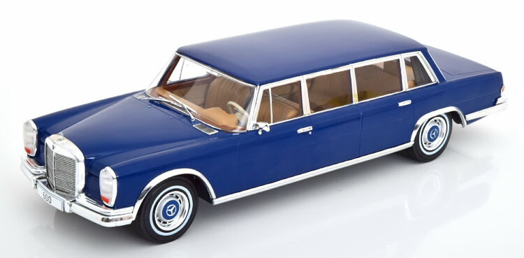 1/24 メルセデス 200D W115（カスタム品） MERCEDES-BENZ W115 200D 1968 1/24 New & Box Diecast model