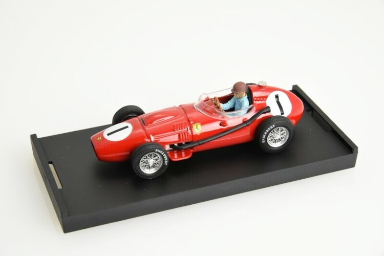 フェラーリ　フィギュア　RACING 617dJcvRdHL._AC_SY200_QL15_.jpg