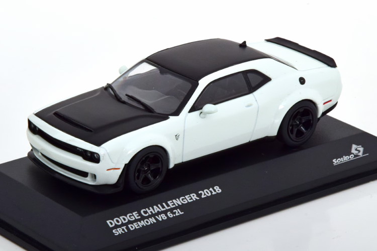 ソリド 1/43 ダッジ チャレンジャー SRT デーモン V8 6 2L 2018 ホワイト/フラットブラック Solido 1:43 Dodge ChallengerSRT Demon V8 6 2L 2018 white flatblack