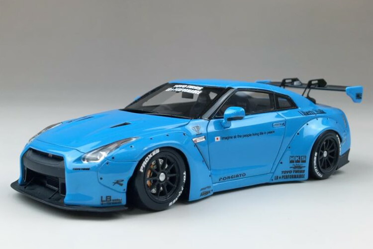 イグニッションモデル1/18 リバティーウォーク日産R35 GT-R 1/18スケール ignition model「LB-WORKS Nissan GT-R R35 type 2