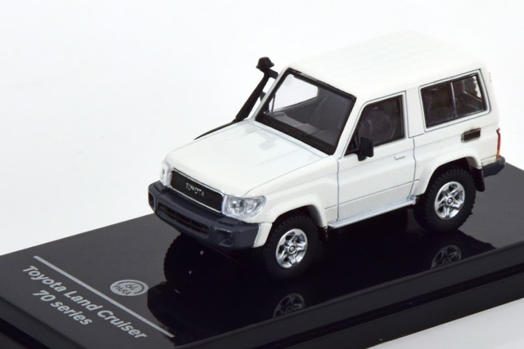 Para64 1/64 トヨタ ランドクルーザー 71 2014 ホワイト Para64 1:64 Toyota Land Cruiser 71 2014 white 5,375円