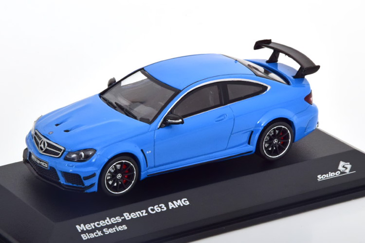1/43 Spark メルセデスベンツ AMG C63S 2016 1/43 Mercedes-AMG C 63S 2016 model car by Spark