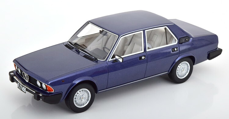 Cult Scale 1/18 アルファロメオ 6 2.5 タイプ 119 1979-1983 ブルーメタリック Cult Scale 1:18 Alfa Romeo 6 2.5 Type 119 1979-1983 bluemetallic