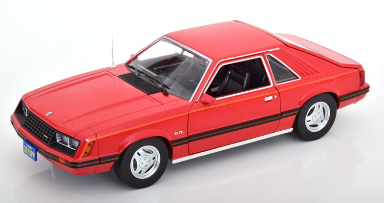 楽天市場】1/18 グリーンライト GREENLIGHT KILL BILL ELLE'S 1979