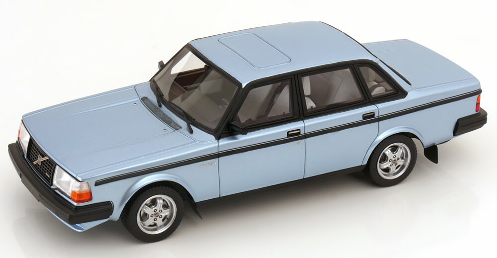 ミニカー　1/18 ボルボ 240 ターボ 1986年ブルノETCC #1 J.Cecotto/A.Olofsson [18RMC087] ixo/イクソ ボルボ 240 ターボ 1986年ブルノETCC #1 J.Cecotto/A