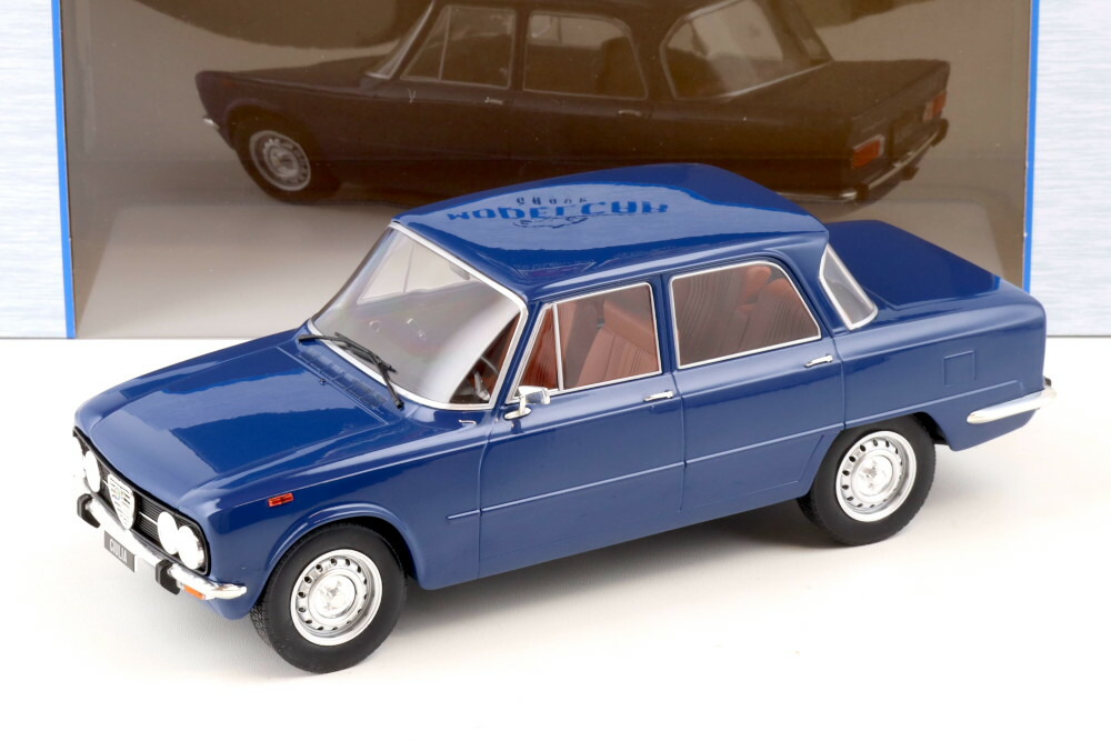 MAXIMA 1/18 アルファ・ロメオ GIULIA TZ2 COUPE MAXIMA 1/18 アルファロメオ ジュリア TZ2 クーペ ピニン