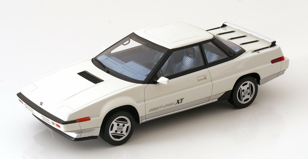 DNA 1/18 スバル アルシオーネ SVX 1991 (グリーンメタリック) DNA 1/18 スバル アルシオーネ SVX 1991 (グリーンメタリック