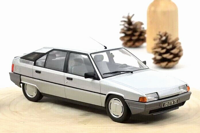 ノレブ 1/18 シトロエン BX19 ディジット 1985 パールグレーメタリック 300台限定Norev 1:18 Citroen BX19 Digit 1985 pearl gray metallic limited 300pcs|Reowide モデルカー カタログ SHOP