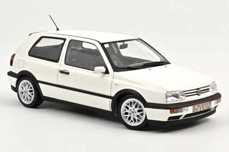 ノレブ 1/18 フォルクスワーゲン ゴルフ GTI 1996 20周年アニバーサリーエディション 砂糖菓子白いこと 開閉Norev 1:18 Volkswagen Golf GTI 1996 20 Years Anniversary Edition Candy White