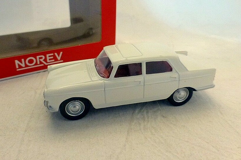 ノレブ 1/64 プジョー 404 1961 ホワイト NOREV 1:64 Peugeot 404 1961 white