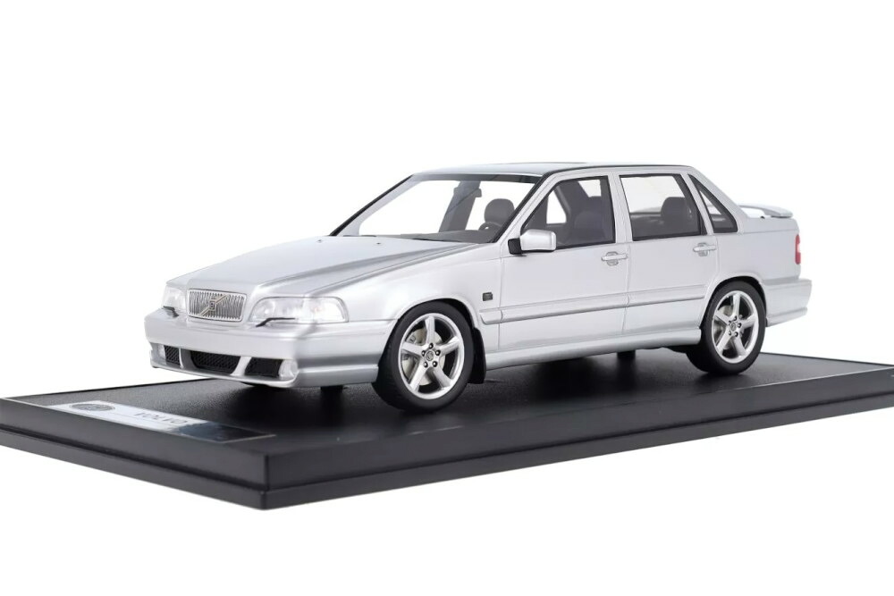 ラドスケールモデル 1/18 ボルボ S70R 1998 シルバーメタリック 100台限定Radscale Models 1:18 Volvo S70R 1998 silver metallic Limitation 100 pcs|Reowide モデルカー カタログ SHOP