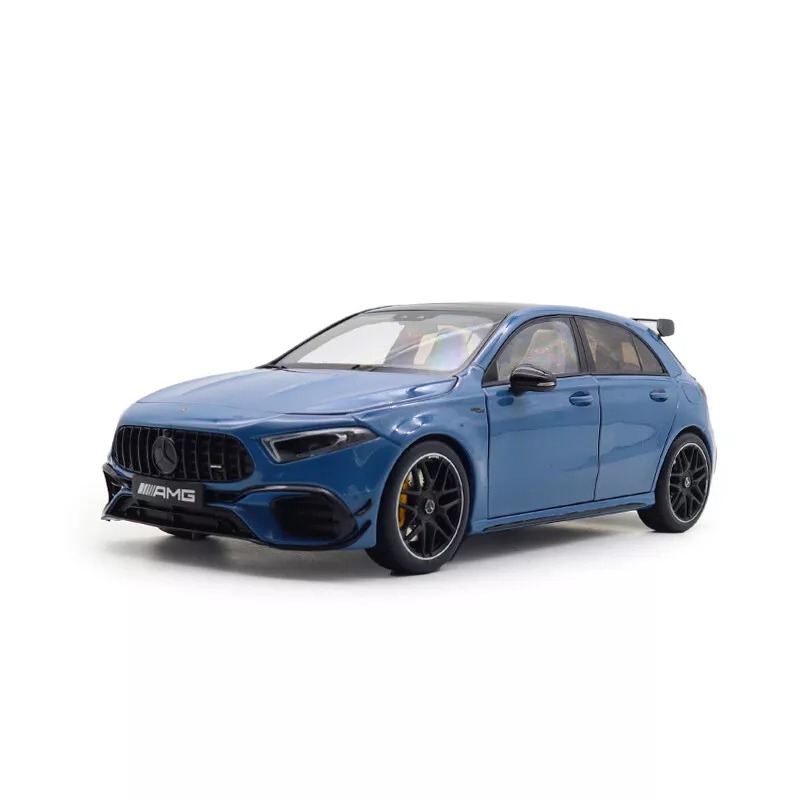 305-018 KILO NZG 1/18 メルセデスベンツ AMG 45S 305-018 KILO NZG 1/18 メルセデスベンツ AMG 45S