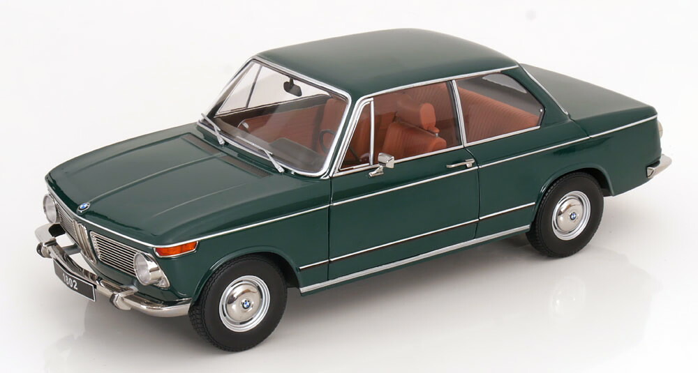 KK規模 1/12 BMW 1802 1続きもの 1971 緑であること 開閉KK-Scale 1:12 BMW 1802 1 Series 1971 green