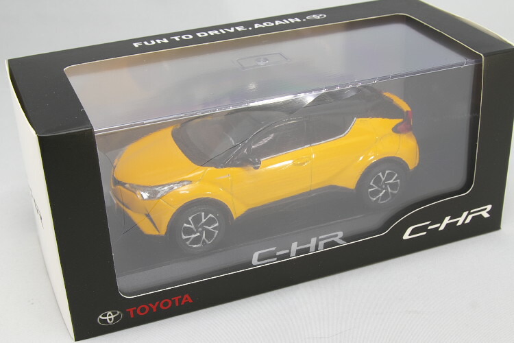 最終値下げ❗ トヨタC-HR エアロカスタム仕様 1/43ミニカー ホワイト 最終値下げ❗ トヨタC-HR エアロカスタム仕様 1/43ミニカー