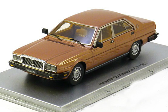 新品未開封品 TSM 1/43 マセラティ レヴァンテ パールホワイト 新品未開封品 TSM 1/43 マセラティ レヴァンテ パールホワイト