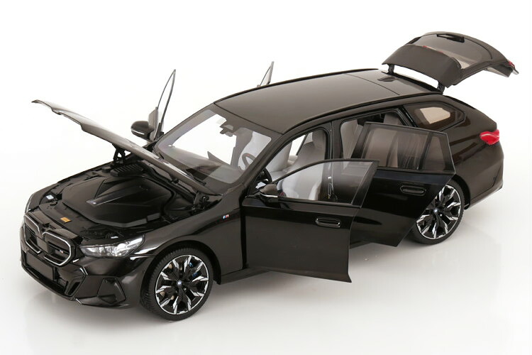 ミニチャンプス 1/18 BMW i5 M60 ツーリング 2024 ブラックメタリック 開閉 Minichamps 1:18 BMW i5 M60 Touring 2024 black metallic