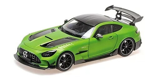 ミニチャンプス 1/18 メルセデスベンツ AMG GT ブラックシリーズ 2021 マットグリーンメタリック 開閉 Minichamps 1:18 Mercedes-Benz AMG GT Black Series 2021 matte green metallic