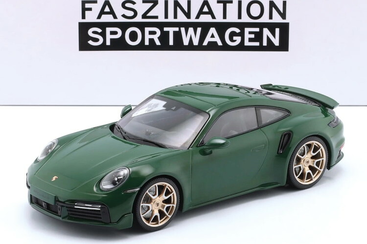 ミニチャンプス 1/18 ポルシェ 911 992 ターボ S クーペ スポーツ 2024 グリーン ゴールドリム 300台限定 Minichamps 1:18 Porsche 911 (992) Turbo S Coupe Sport 2024 green golden rims Limited 300 pcs