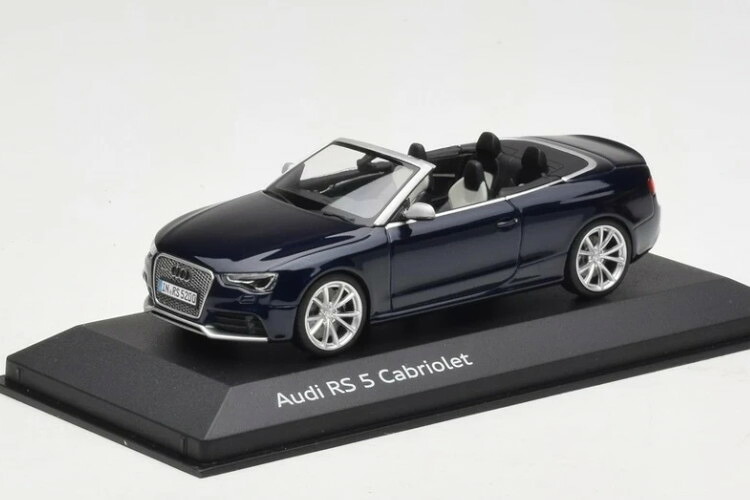 アウディ特注 ミニチャンプス 1/43 アウディ RS5 カブリオレ エストリルブルーMinichamps 1:43 Audi RS5 Cabriolet Estoril Blue