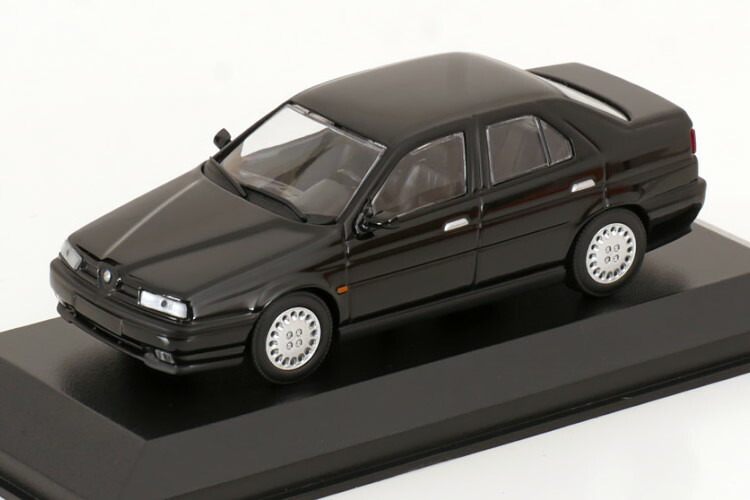 楽天市場】ミニチャンプス 1/43 アルファロメオ 156 スポーツ