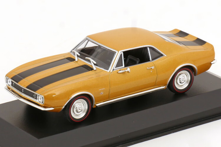 スパーク1/18　Z28カマロ★デイトナ仕様1975年式 スパーク1/18 Z28カマロ☆デイトナ仕様1975年式 - メルカリ