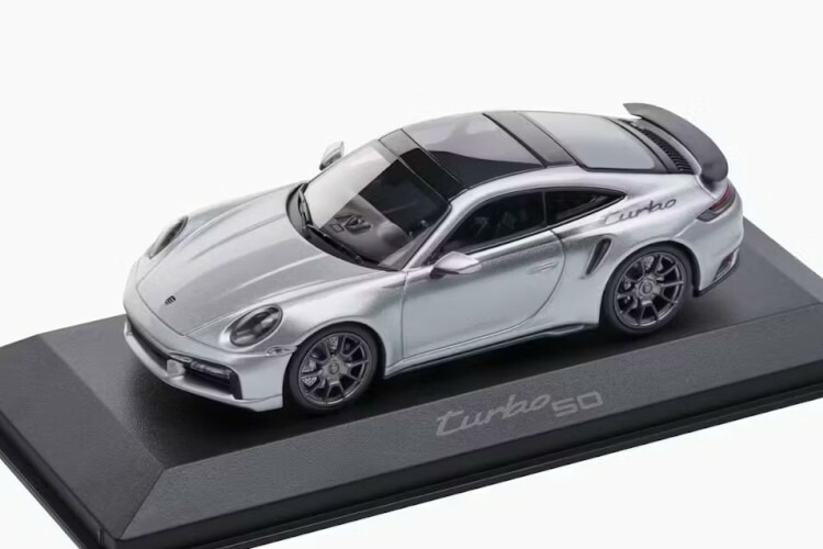 1/43 特注 ミニチャンプス ポルシェ 911 992 ターボ GTシルバー Porsche 911 992 Carrera 4 GTS GT Silver Metal Minichamps