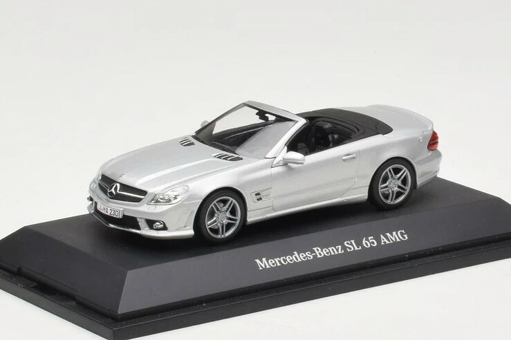 ベンツ特注 ミニチャンプス 1/43 メルセデス SL65 AMG R230 しろがね色Minichamps 1:43 Mercedes SL 65 AMG R230 Silver