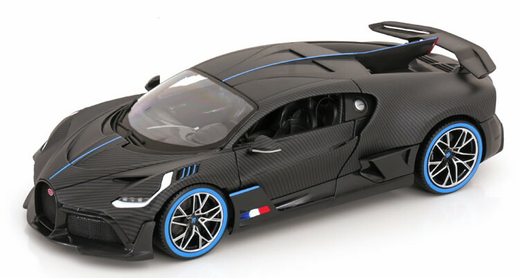 ブラーゴ 1/18 ブガッティ ディーヴォ カーボン エディション 2018 マットブラックカーボン 開閉 Bburago 1:18 Bugatti Divo Carbon Edition 2018 matt black carbon